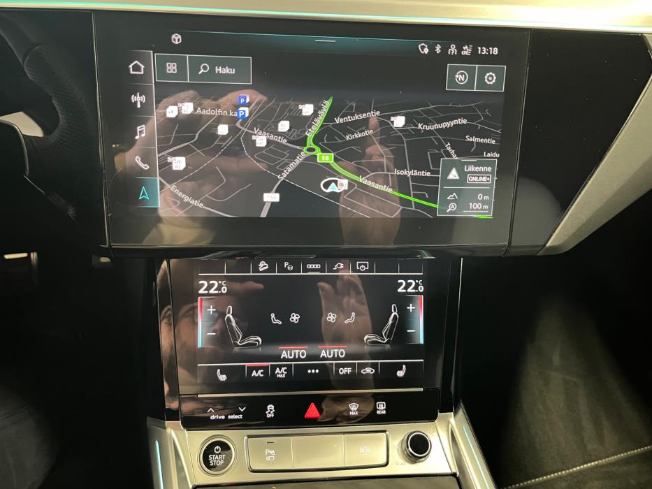 AUDI Q8 e-tron 2024