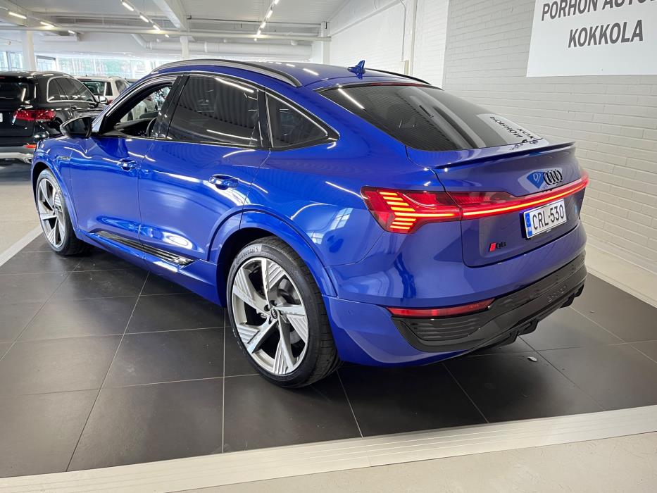 AUDI Q8 e-tron 2024