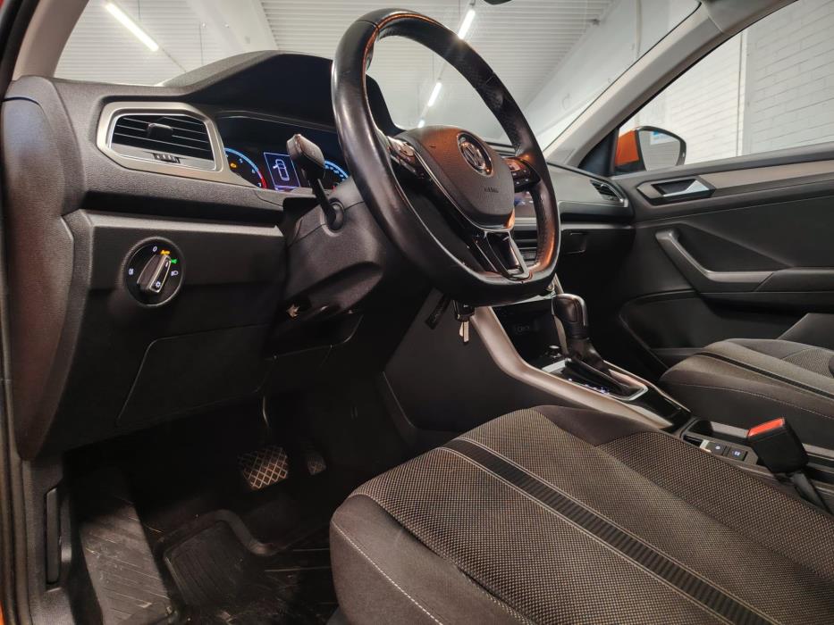 VOLKSWAGEN T-Roc 2020