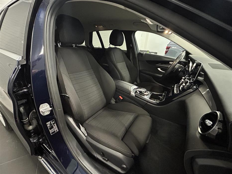 MERCEDES-BENZ C 300 e 2020