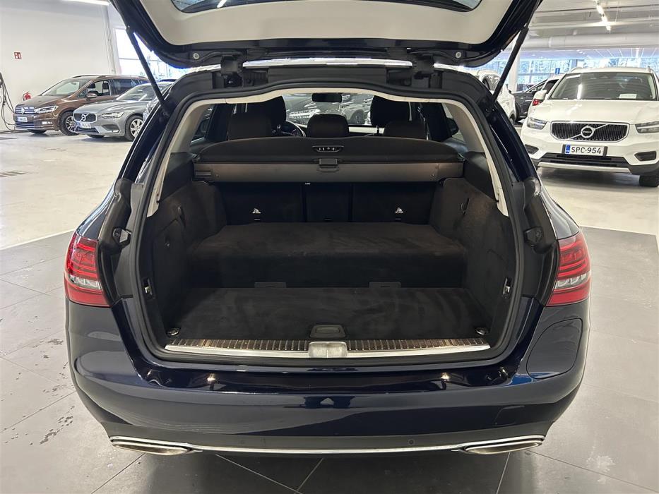 MERCEDES-BENZ C 300 e 2020