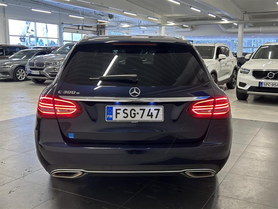 MERCEDES-BENZ C 300 e 2020