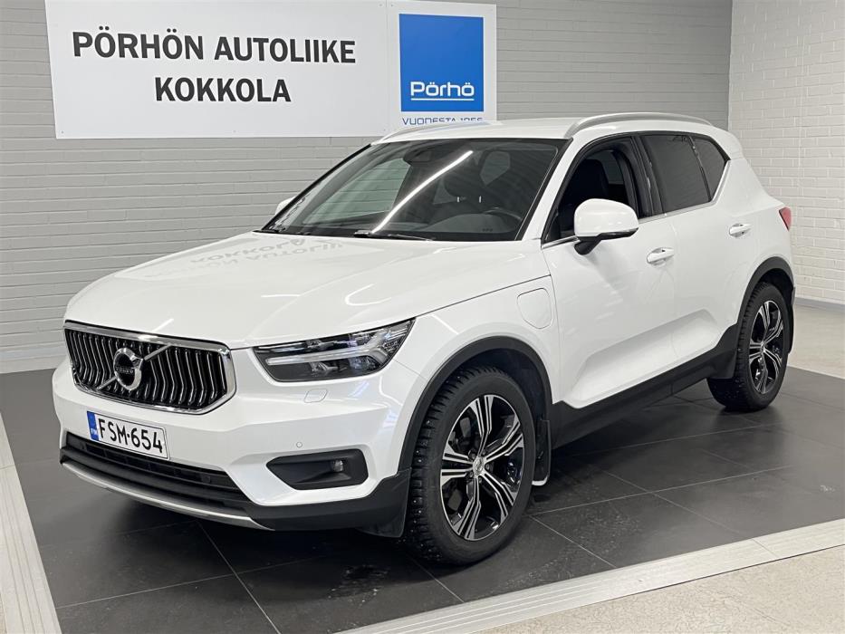 VOLVO XC40 2020