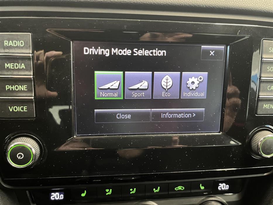SKODA Octavia 2015