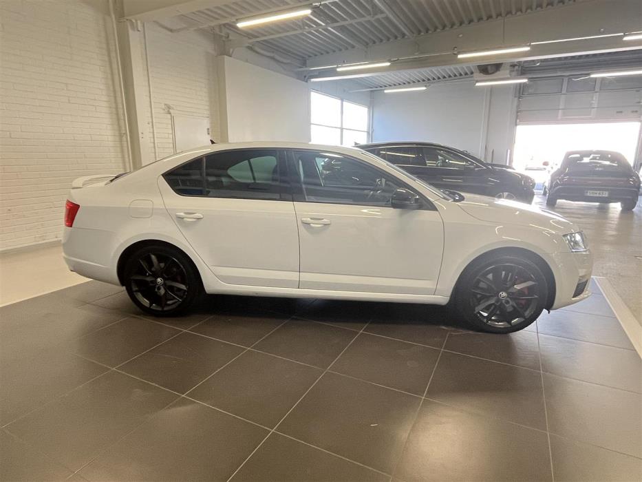 SKODA Octavia 2015