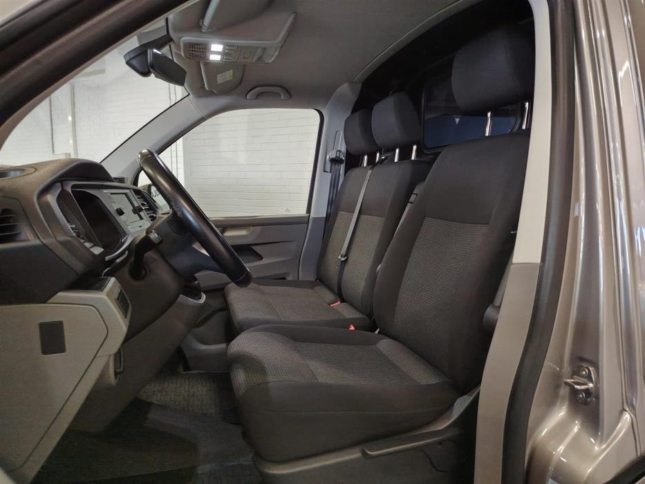 VOLKSWAGEN Transporter 2022