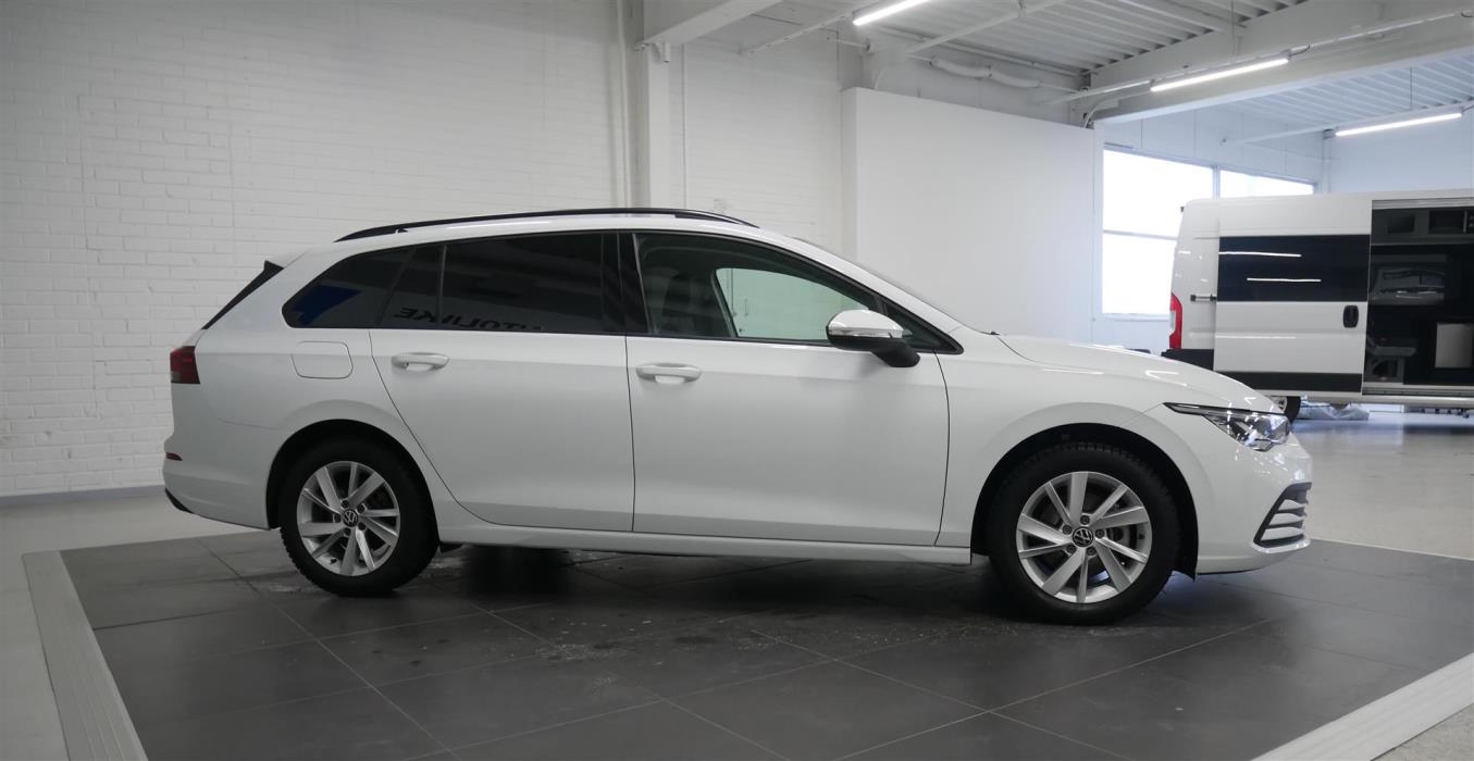 Volkswagen Golf 2023