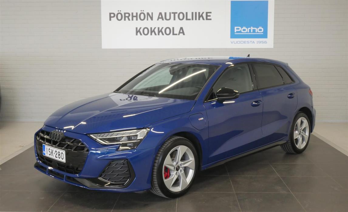 AUDI A3 2025