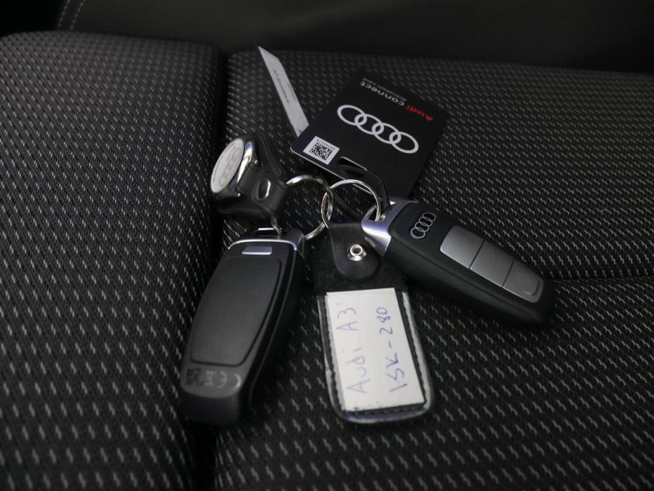 AUDI A3 2025