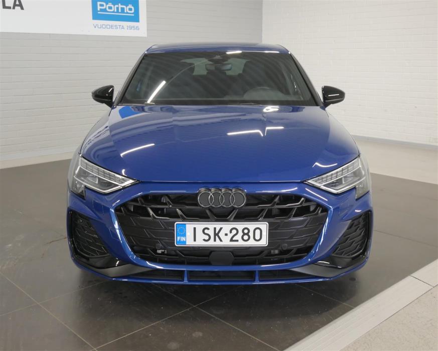 AUDI A3 2025