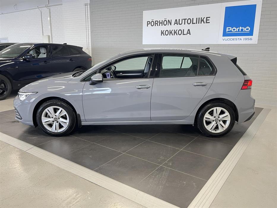 VOLKSWAGEN Golf 2021