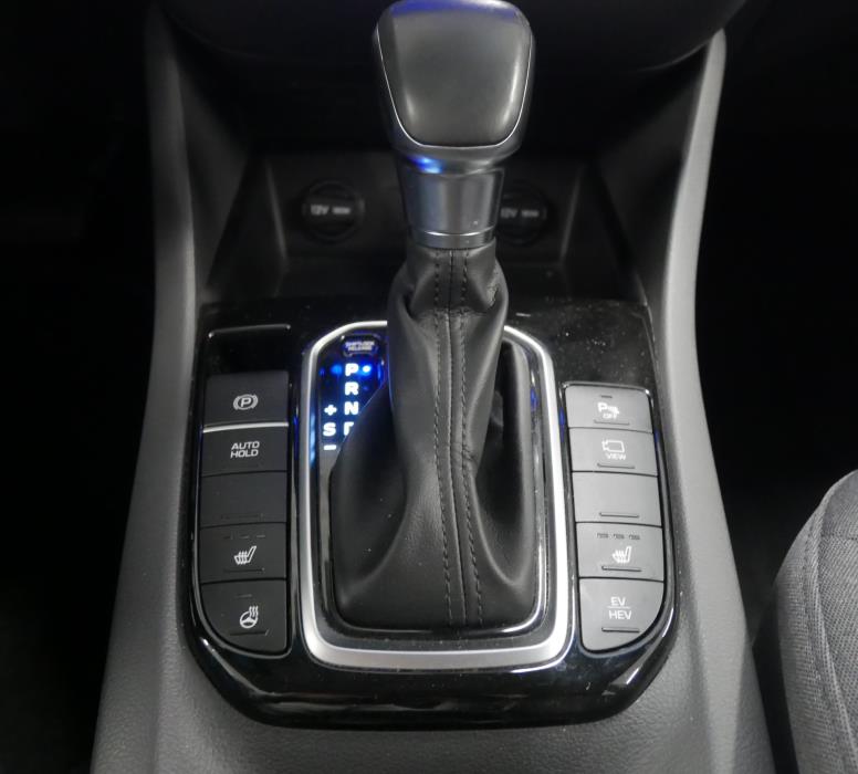 HYUNDAI IONIQ plug-in 2021