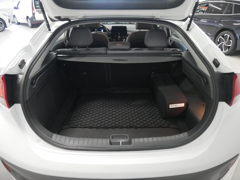 HYUNDAI IONIQ plug-in 2021