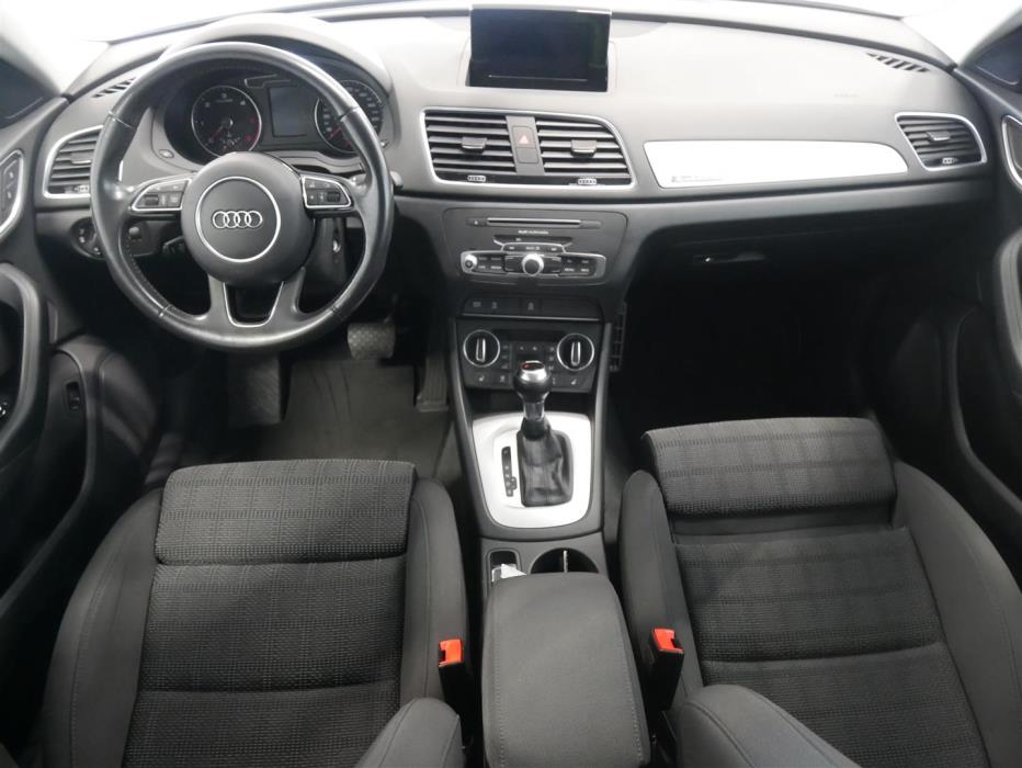 AUDI Q3 2018