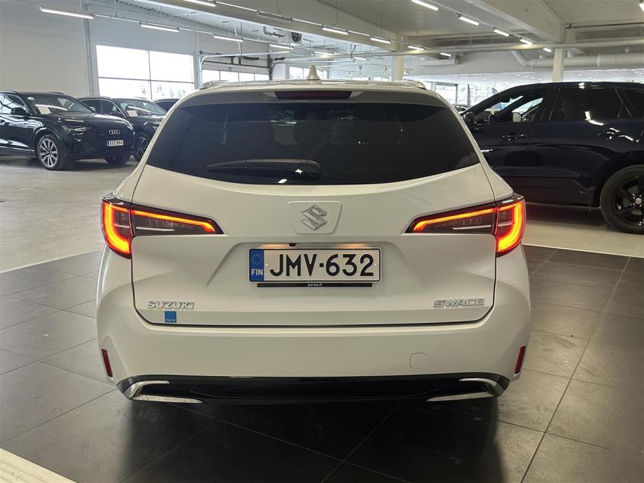 SUZUKI Swace 2024