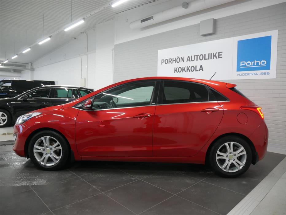 HYUNDAI i30 5d 2016