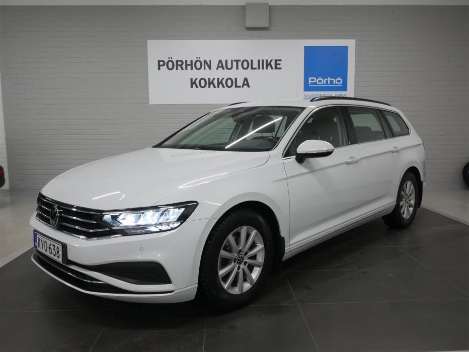 VOLKSWAGEN Passat 2024