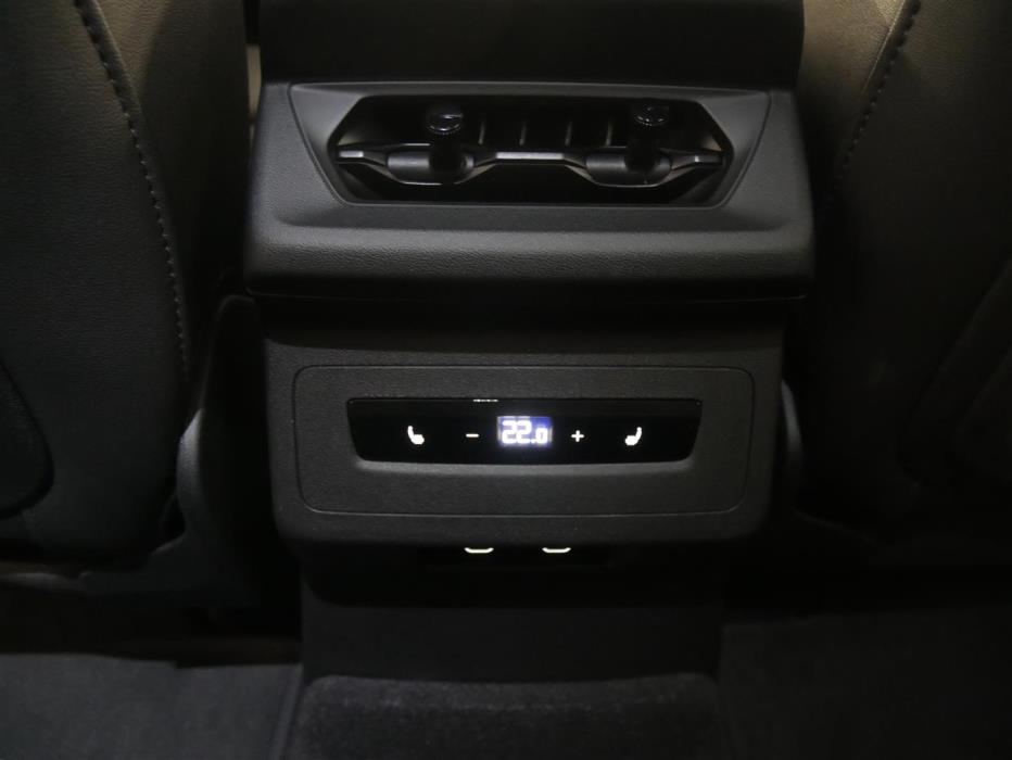 Audi Q6 e-tron 2026