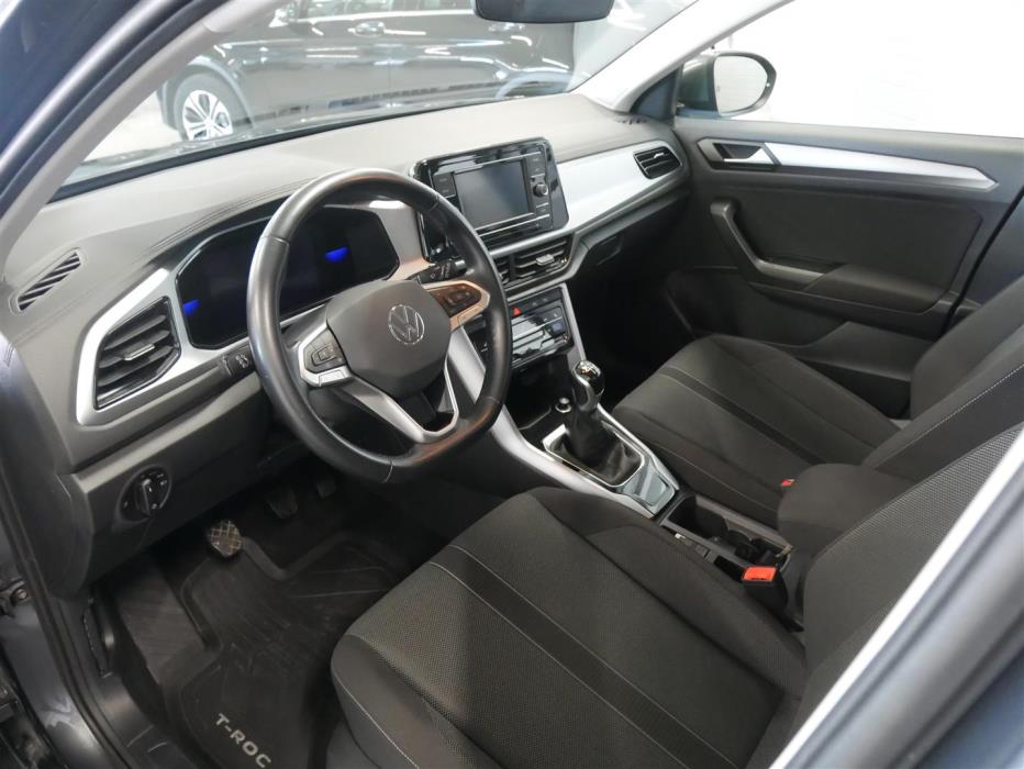 VOLKSWAGEN T-Roc 2023