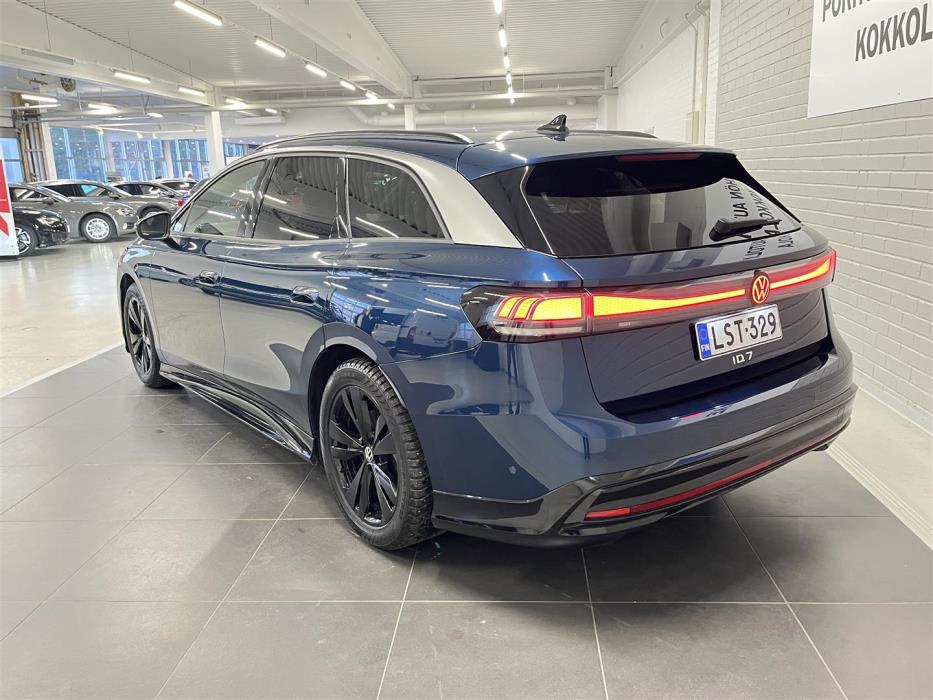 VOLKSWAGEN ID.7 2024