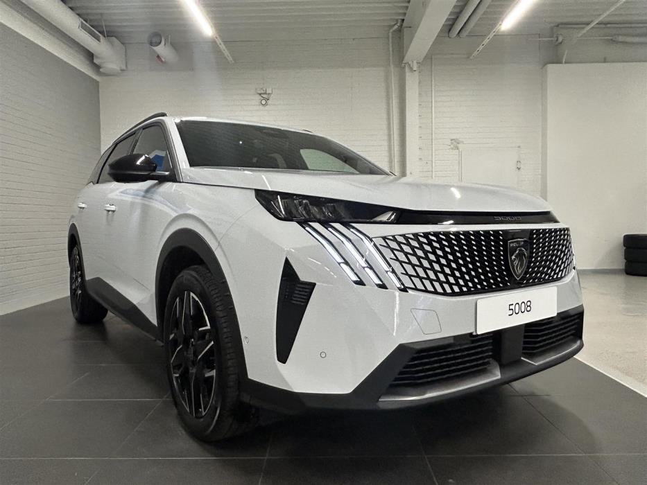 Peugeot 5008 2025