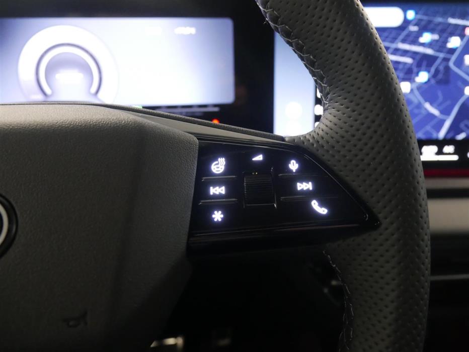 Audi Q6 e-tron 2026