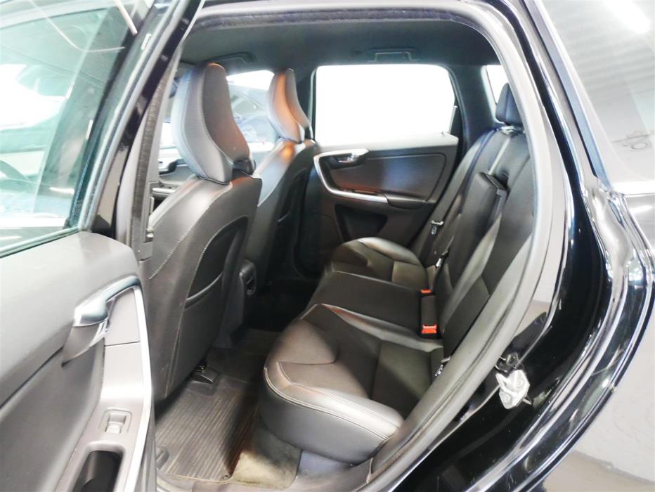 VOLVO XC60 2016