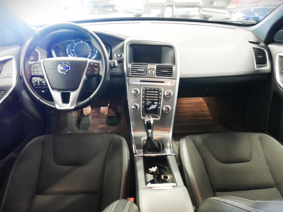VOLVO XC60 2016