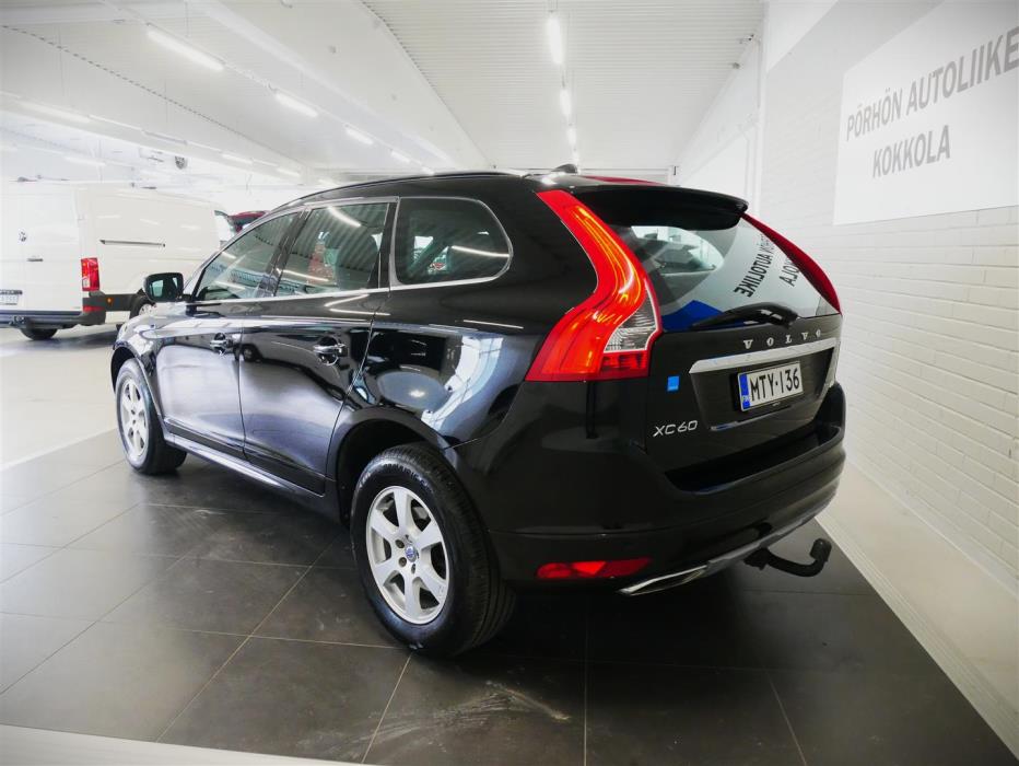 VOLVO XC60 2016