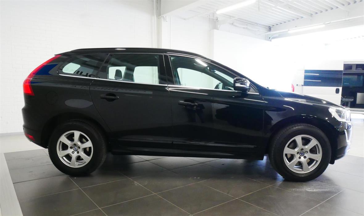 VOLVO XC60 2016