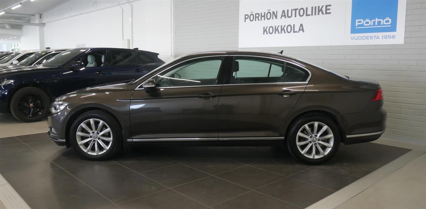 VOLKSWAGEN Passat 2016
