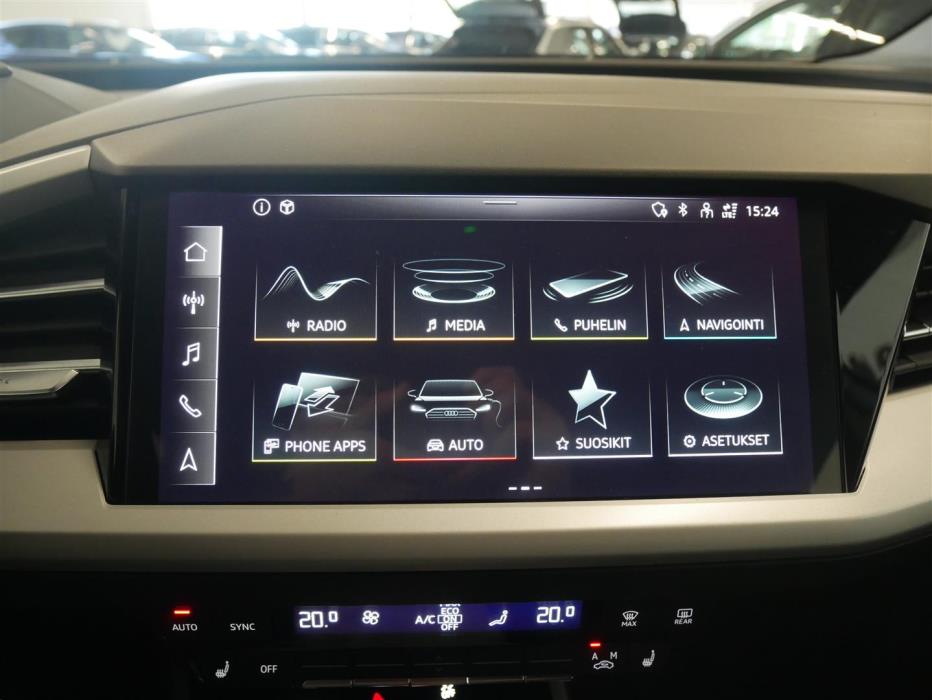 AUDI Q4 e-tron 2024
