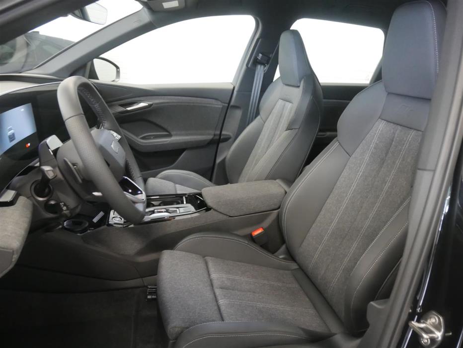 Audi Q6 e-tron 2026