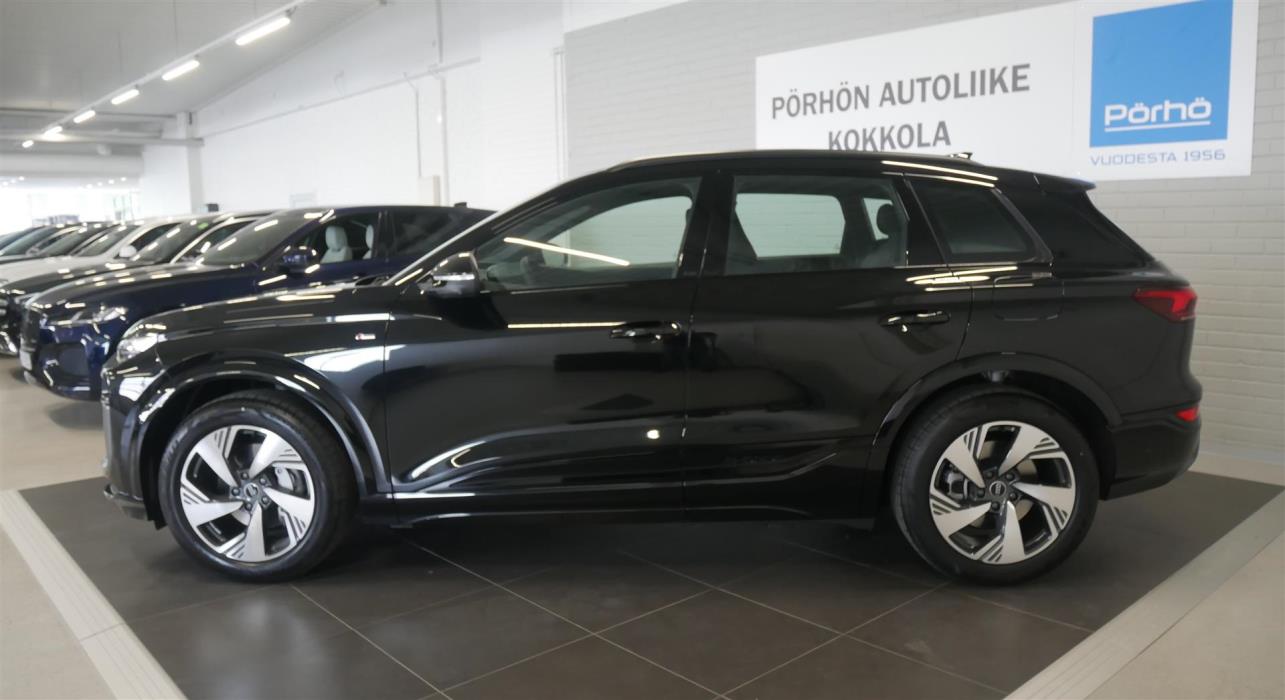 Audi Q6 e-tron 2026