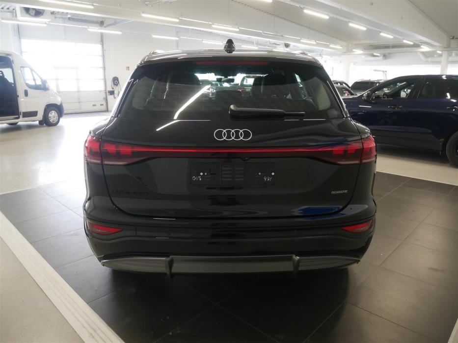 Audi Q6 e-tron 2026