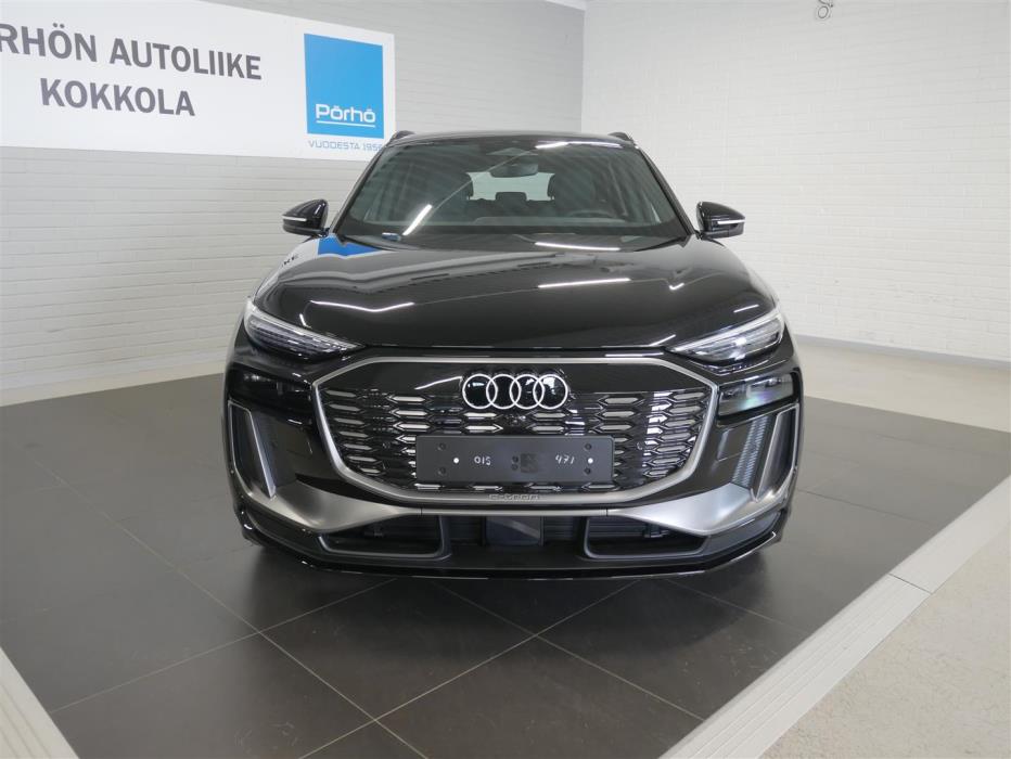 Audi Q6 e-tron 2026