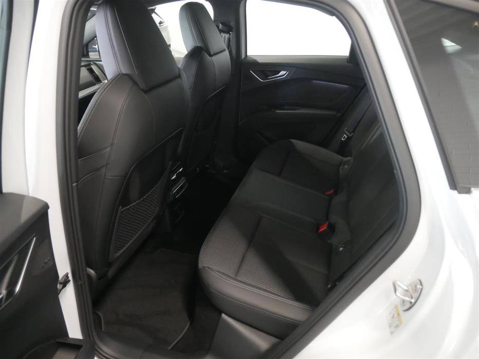 Audi Q4 e-tron 2026