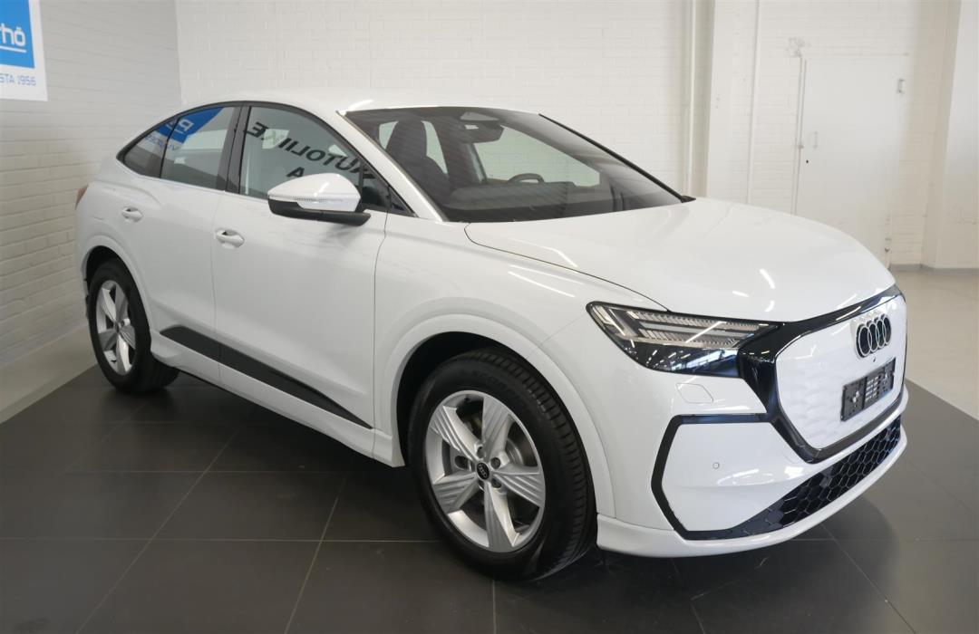 Audi Q4 e-tron 2026