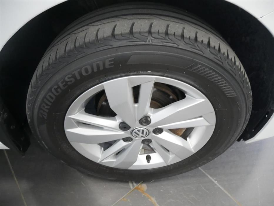 VOLKSWAGEN Polo 2018