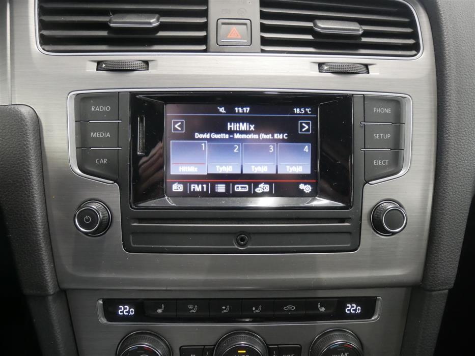 VOLKSWAGEN Golf 2015