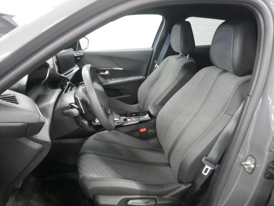 PEUGEOT 2008 2023