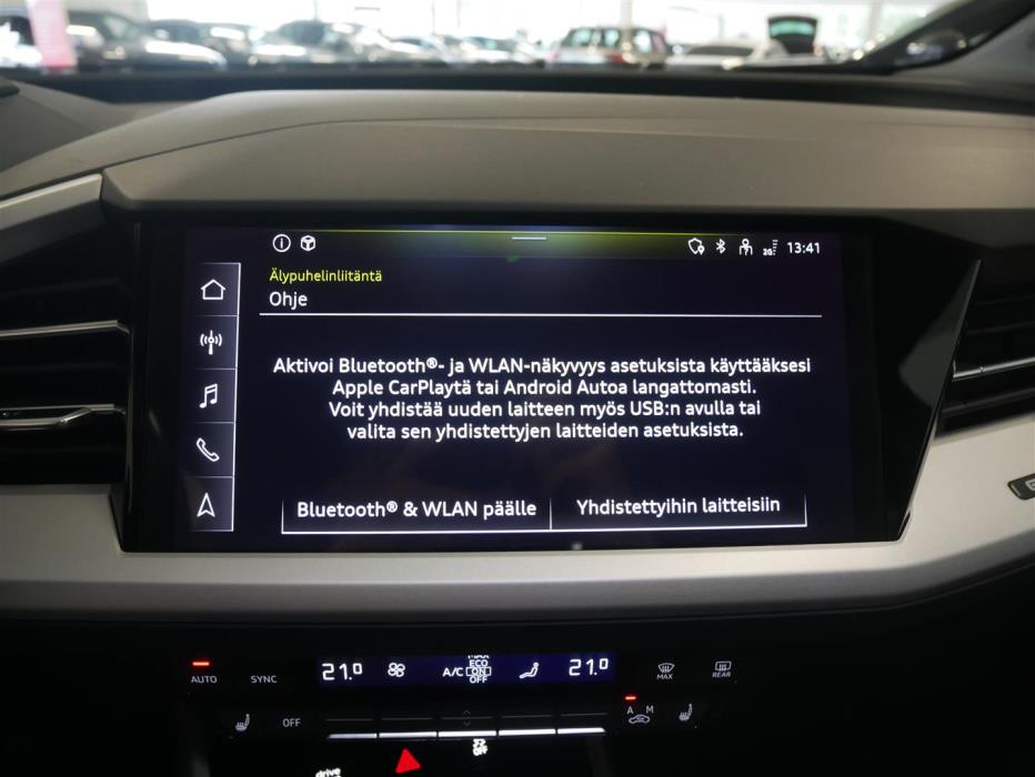 AUDI Q4 e-tron 2024