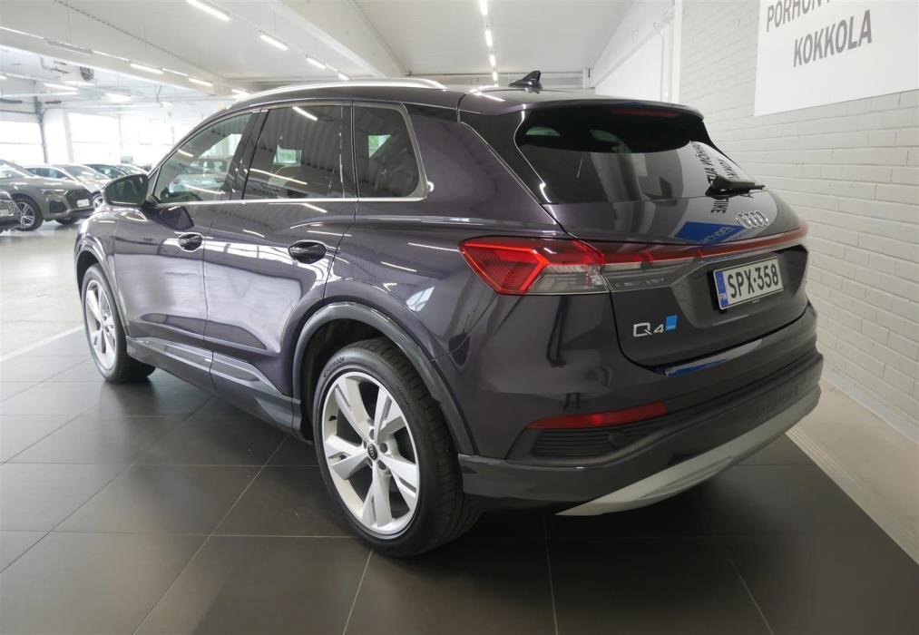 AUDI Q4 e-tron 2024