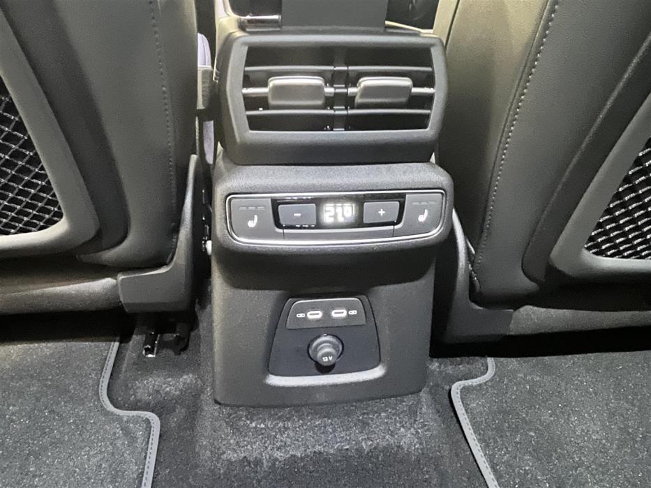 Audi Q4 e-tron 2026