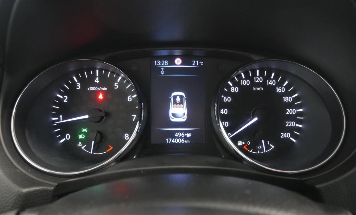 NISSAN Qashqai 2015
