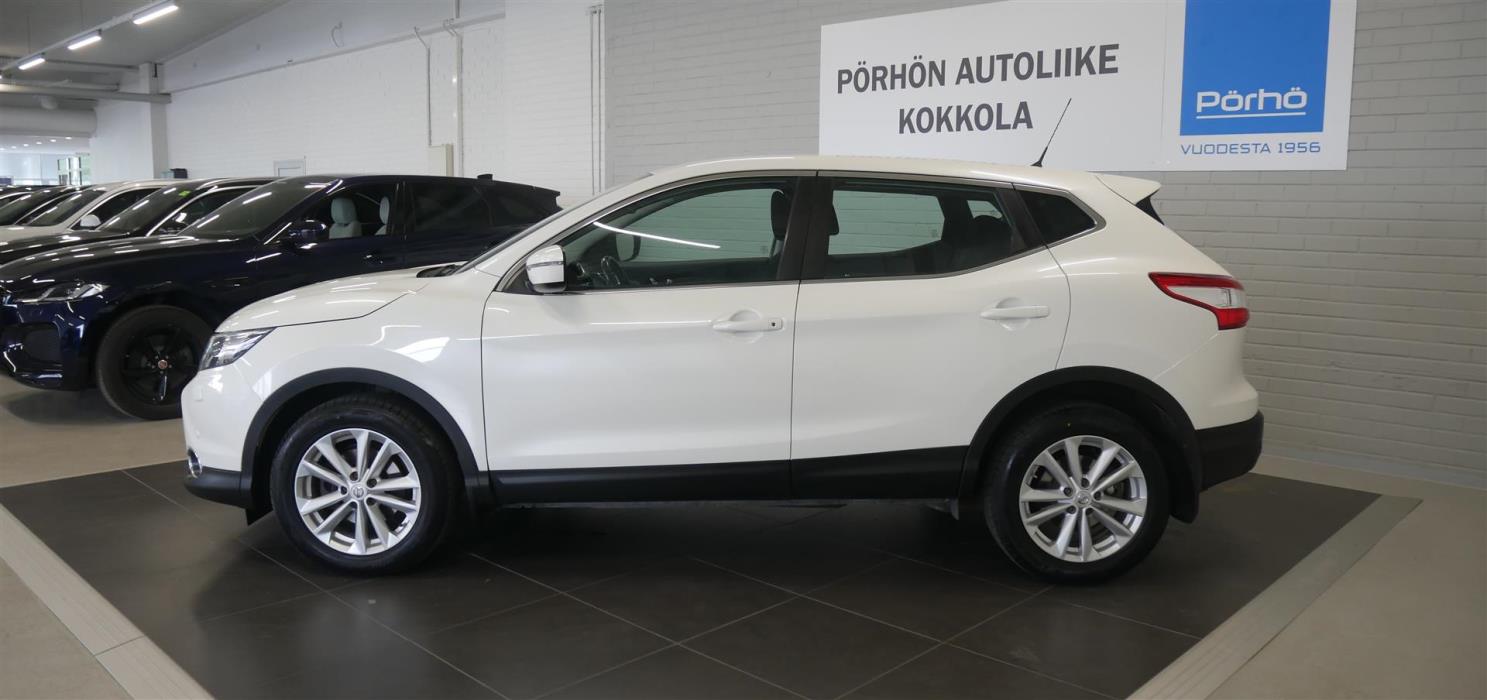 NISSAN Qashqai 2015