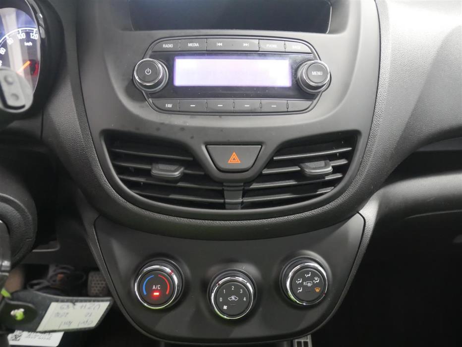 OPEL Karl 2016