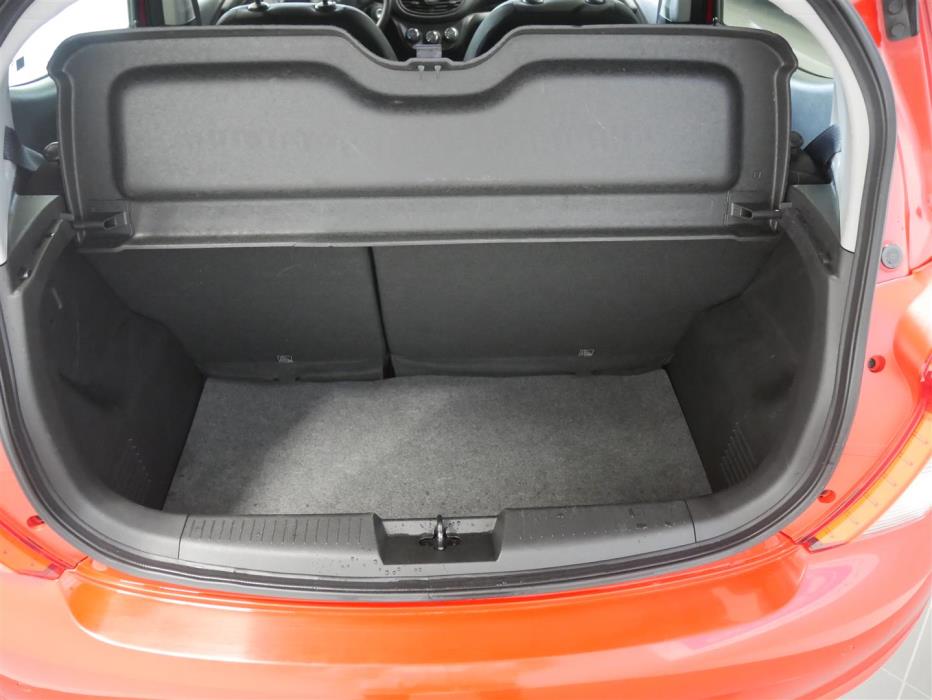 OPEL Karl 2016
