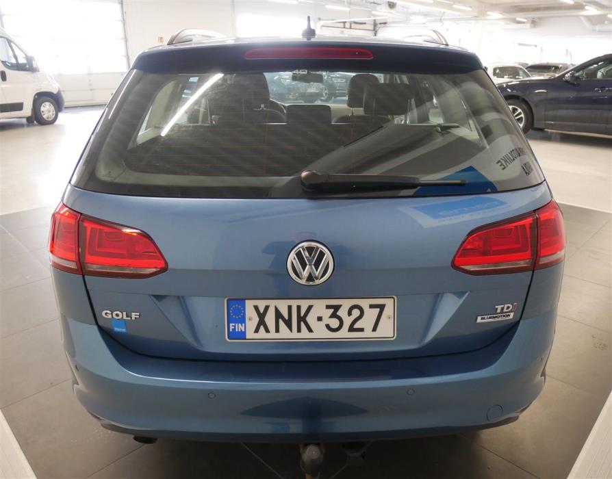 VOLKSWAGEN Golf 2015