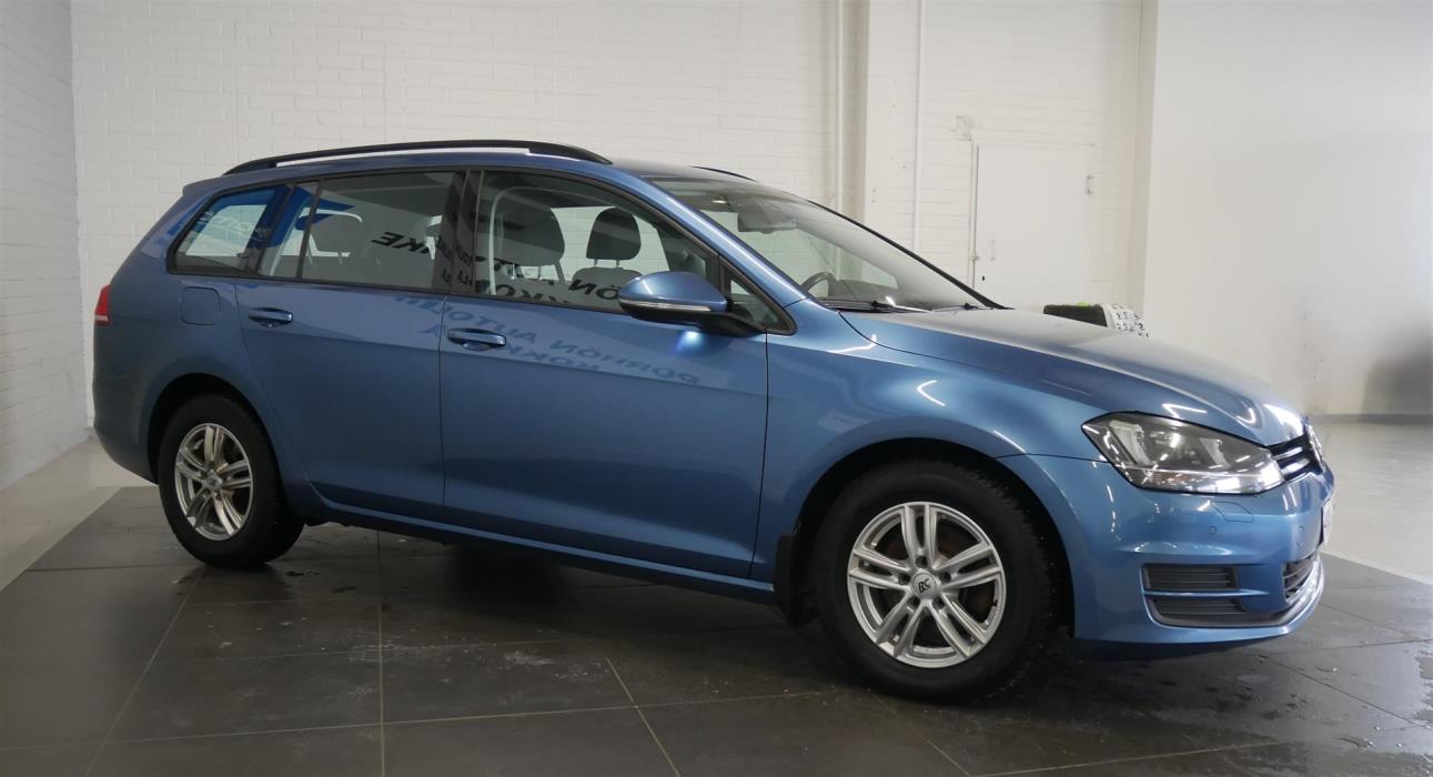 VOLKSWAGEN Golf 2015
